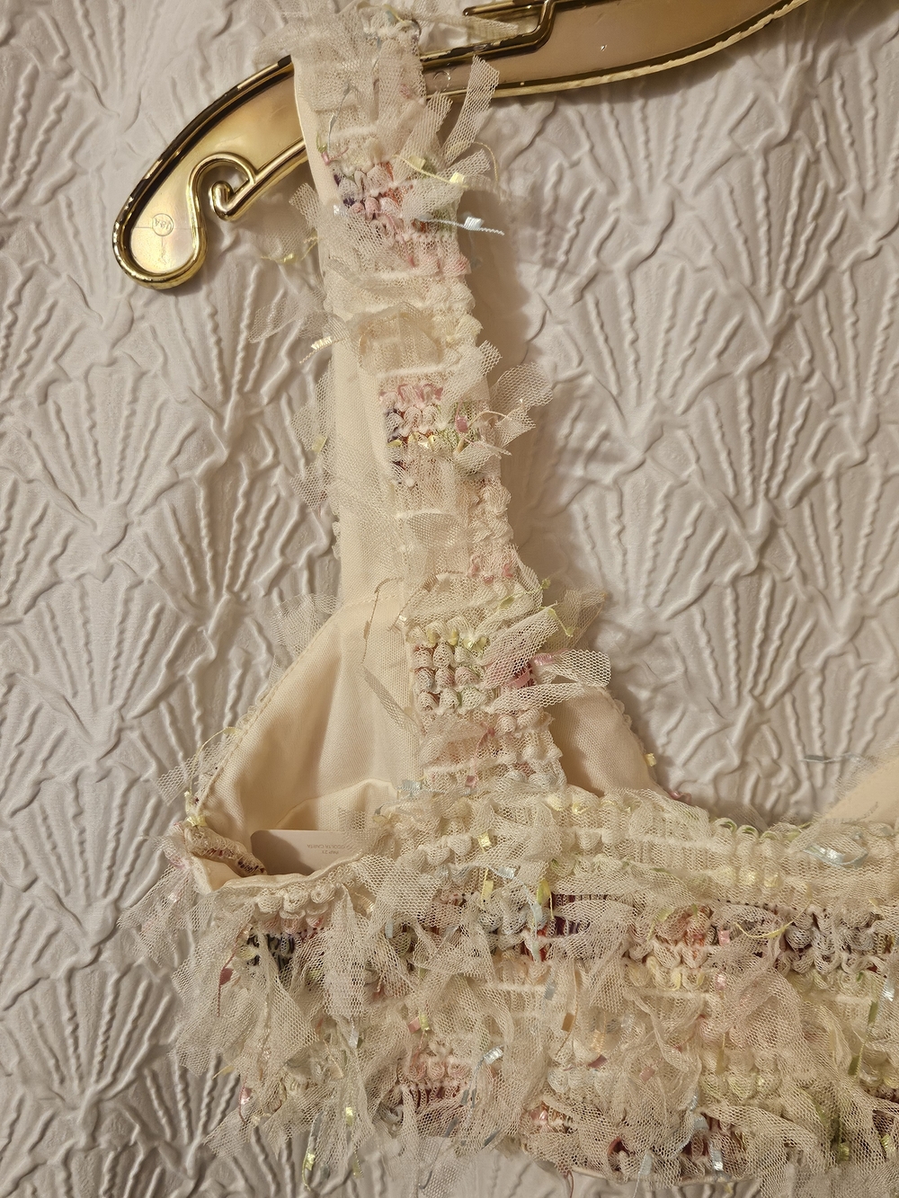 Ivory Ruffle Ribbon Layered - Picture 8 of 12